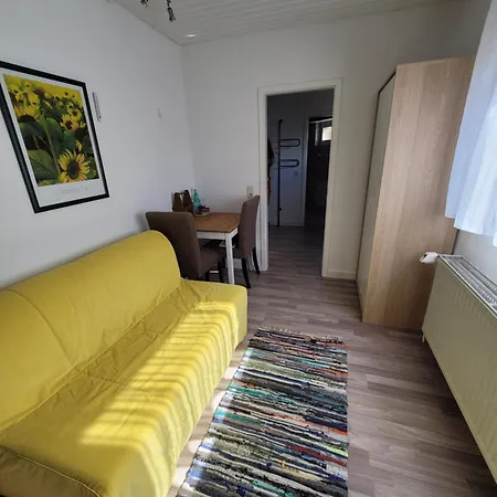 Messezimmer Am Thewissenweg Dusseldorf Exterior photo