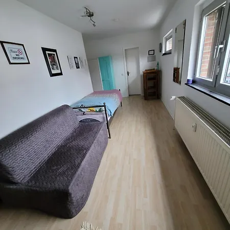 Messezimmer Am Thewissenweg Dusseldorf Room photo